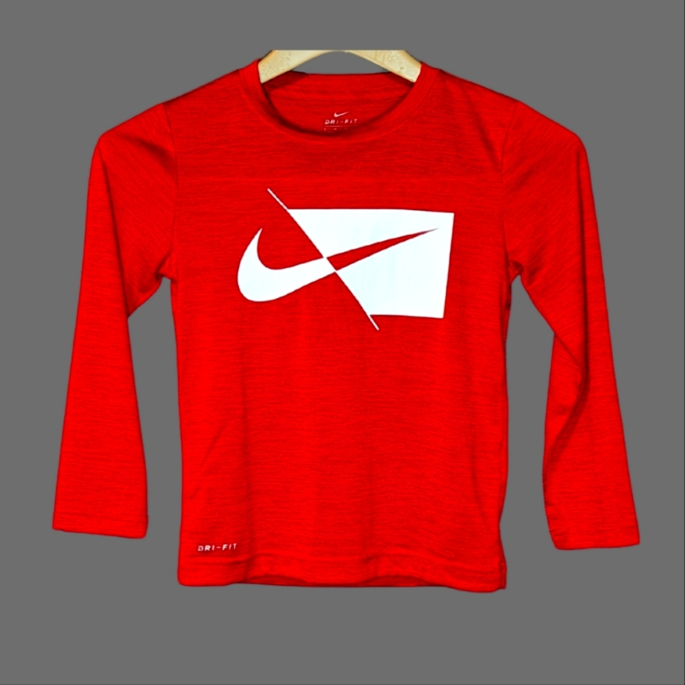 Nike Dri-fit long sleeve t-shirt